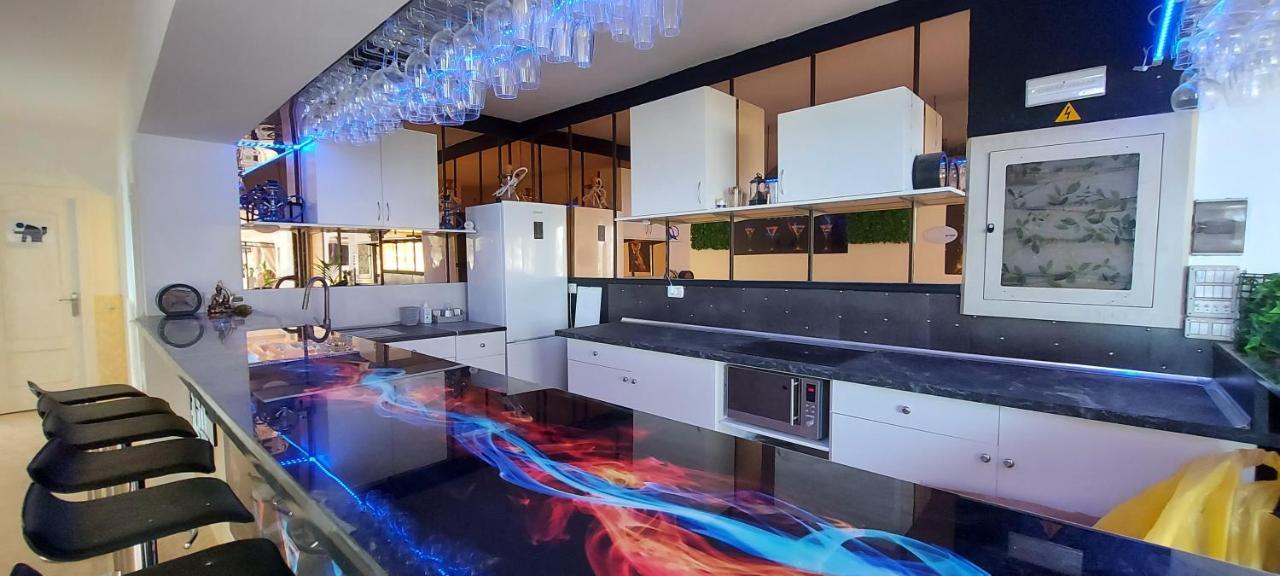First Line Of The Ocean, 3 Bedrooms & Free Wifi プラヤ・デ・ラス・アメリカス エクステリア 写真